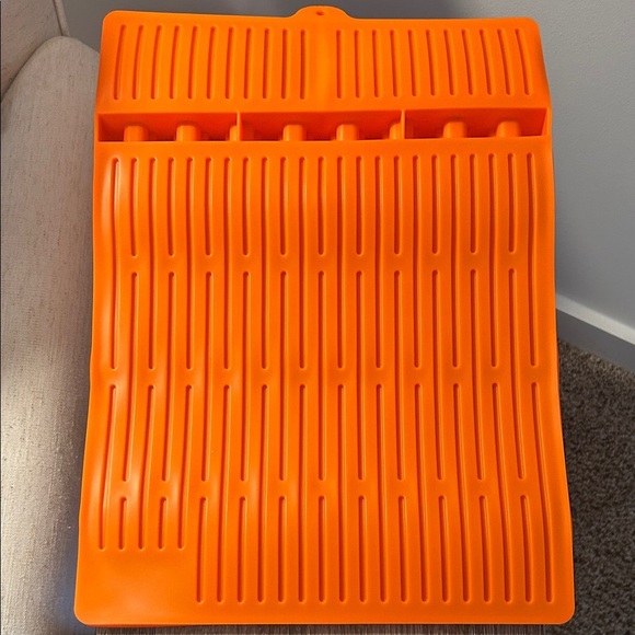 Orange Silicone BBQ Grill Mat - Picture 2 of 3